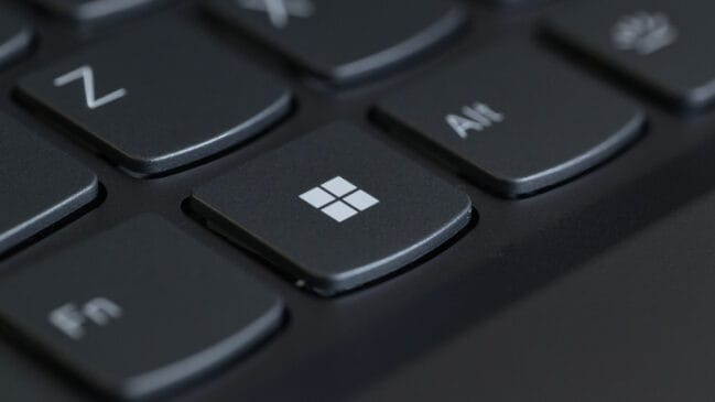 Efeitos de transparência do Windows 11 podem ser desativados para reduzir a carga gráfica do computador (Foto: Ruben Boekeloo/ Pexels)
