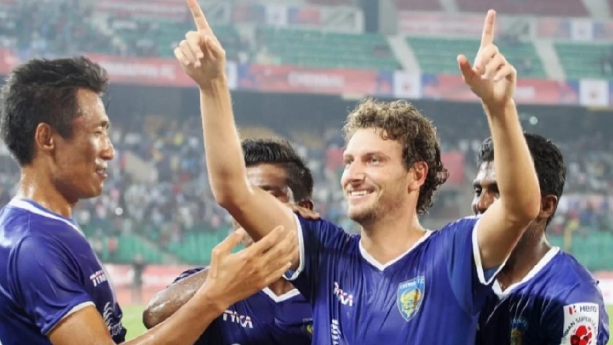 Elano pela liga indiana de futebol