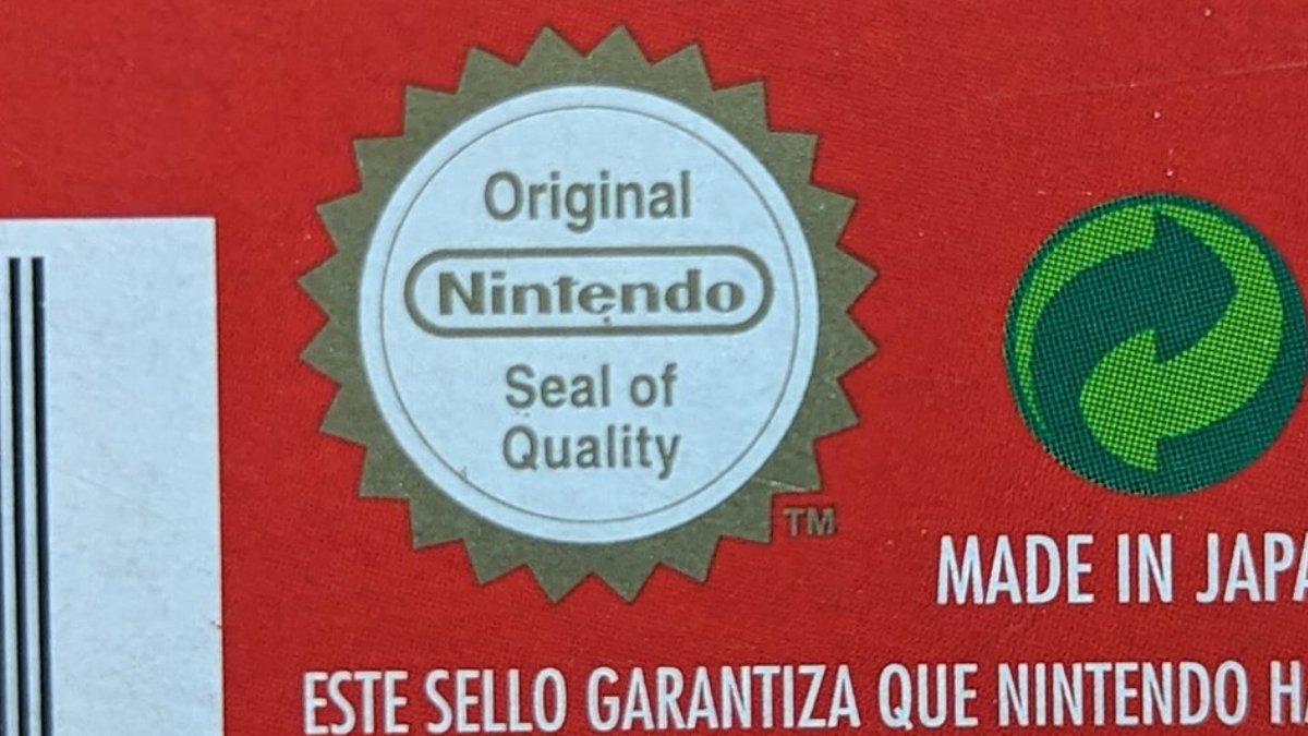 O NES adotou controle mais rígido sobre os jogos publicados, incluindo o chip 10NES e o selo de qualidade, para evitar nova saturação de títulos ruins (Foto: Mariano Brajoy / Wikimedia Commons)