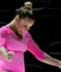 Flávia Saraiva conquista ouro nas paralelas assimétricas na Copa do Mundo de Ginástica Artística 2026 e ainda disputa duas finais neste domingo na Hungria