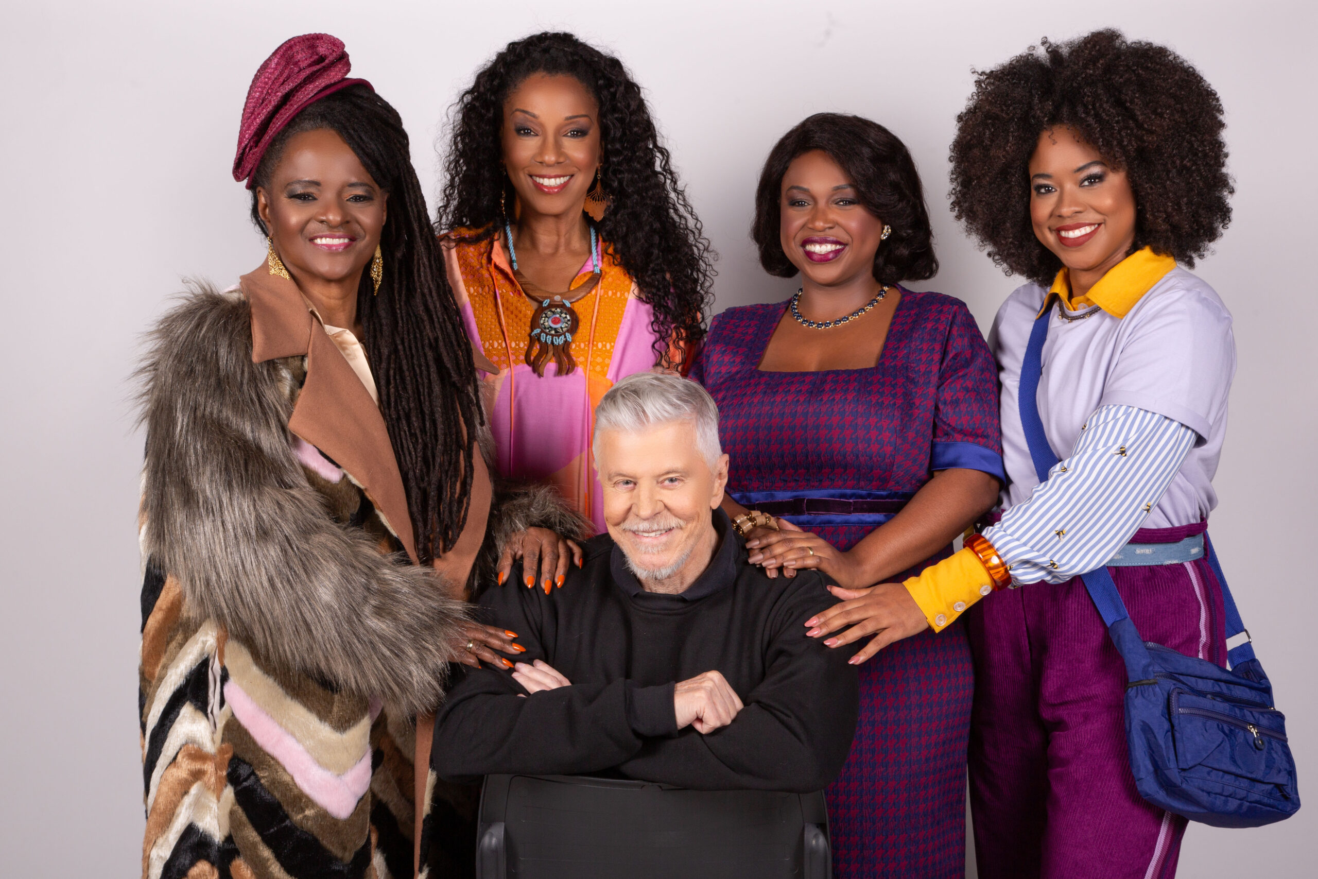 As personagens irmãs Maria Lucia, Regina, Selma e Laura, recebem o talento de Iléa Ferraz, Adriana Lessa, Leticia Soares e Flávia dos Prazeres. Foto: Erika Almeida