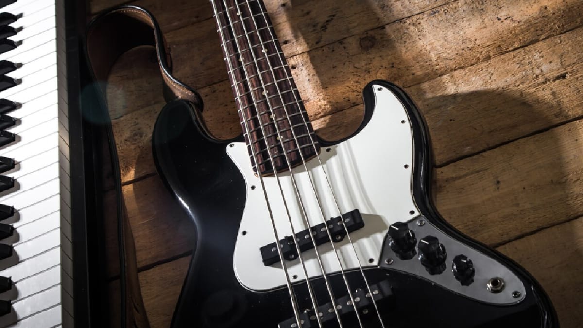 Guitarra Elétrica