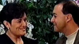 Tinder antes do Tinder, o programa Namoro na TV colocava solteiros diante das câmeras para tentar encontrar um parceiro (Foto: Reprodução / YouTube)