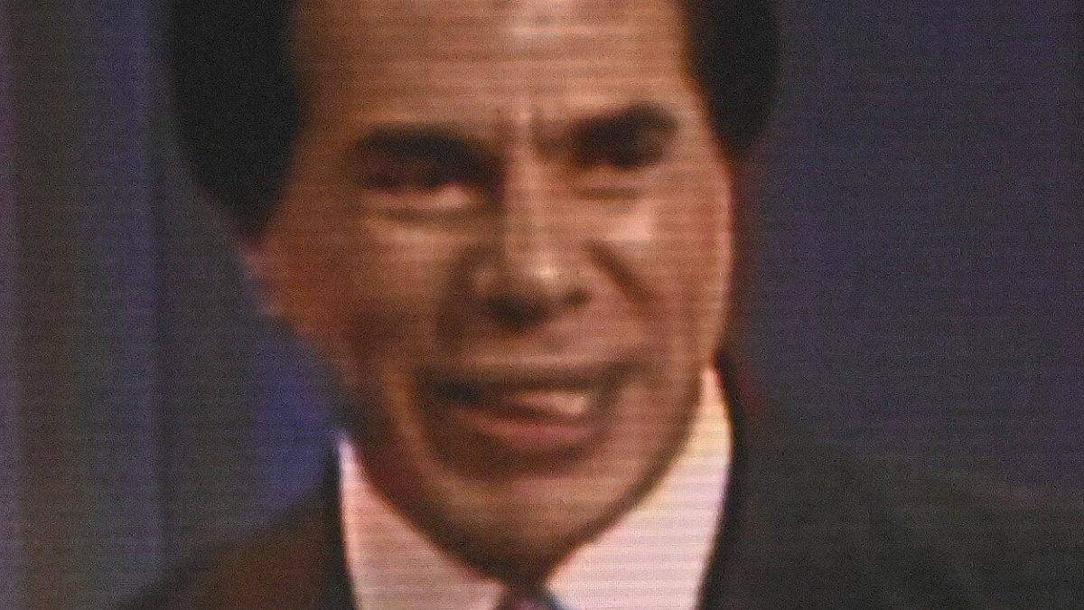 Silvio Santos foi o principal rosto do Namoro na TV e ajudou a transformar o formato em uma das marcas da TV popular brasileira nos anos 80 (Foto: Vice-Presidência da República / Wikimedia Commons)