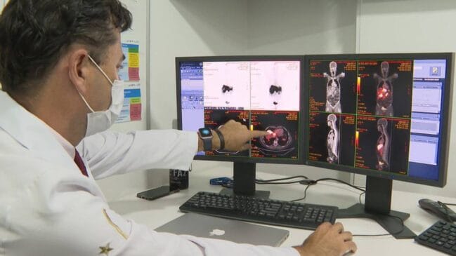 A unidade realiza entre 100 e 120 exames por mês e já utiliza a nova abordagem em cerca de 80% dos procedimentos.