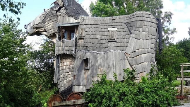 Quarto Cavalo de Tróia no La Balade Des Gnomes, na Bélgica