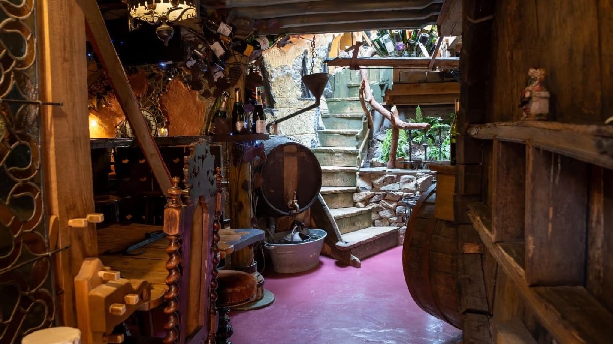 Rota de vinhos no La Balade Des Gnomes, na Bélgica