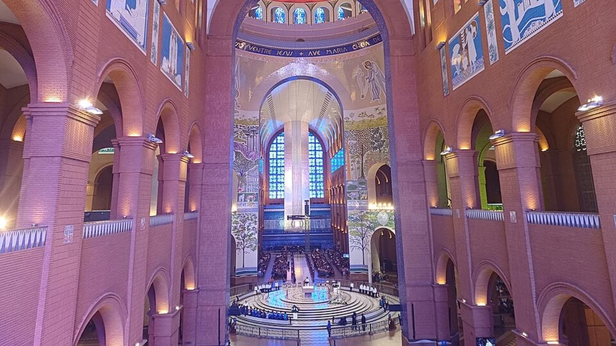 Basílica de Nossa Senhora Aparecida (Foto_ Joalpe_Wikimedia Commons)