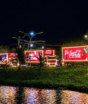 Caravana Coca-Cola 2026 passa por São Paulo e mais de 60 cidades com caminhões iluminados, Papai Noel e programação especial de Natal
