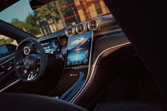 Automóveis aceleram de 0 a 100 km/h em 4,2 segundos e apresentam design exclusivo AMG / Divulgação