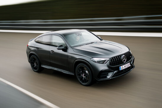 Automóveis aceleram de 0 a 100 km/h em 4,2 segundos e apresentam design exclusivo AMG / Divulgação