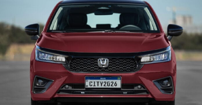 O City Touring Sport utiliza o mesmo conjunto mecânico de toda a gama do compacto, com motor 1.5 aspirado de 126 cavalos de potência e 15,8 kgfm de torque, associado ao câmbio automático tipo CVT com 7 marchas simuladas / Divulgação