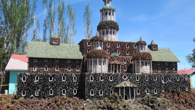 O que começou como um passatempo durante o inverno virou uma atração histórica com pontes, igrejas e construções em miniatura (Foto: Another Believer / Wikimedia Commons)