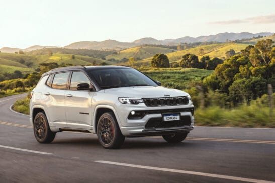 Jeep Compass Blackhawk / Divulgação