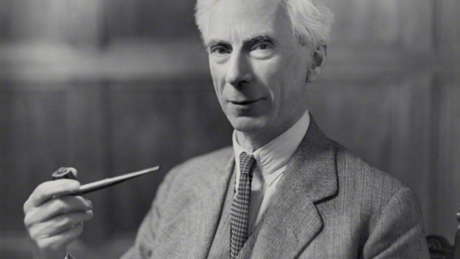 Bertrand Russell questionava a ideia de que trabalhar durante muitas horas deveria ser tratado como sinal de virtude (Foto: Bassano Ltd / Wikimedia Commons)