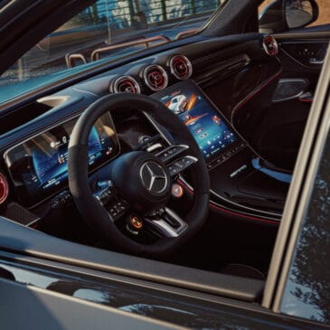 Automóveis aceleram de 0 a 100 km/h em 4,2 segundos e apresentam design exclusivo AMG / Divulgação