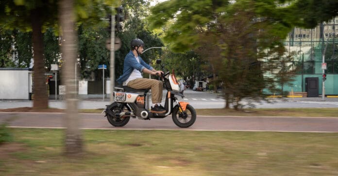 Veículos elétricos vêm ganhando cada vez mais espaço no Brasil / Divulgação YADEA