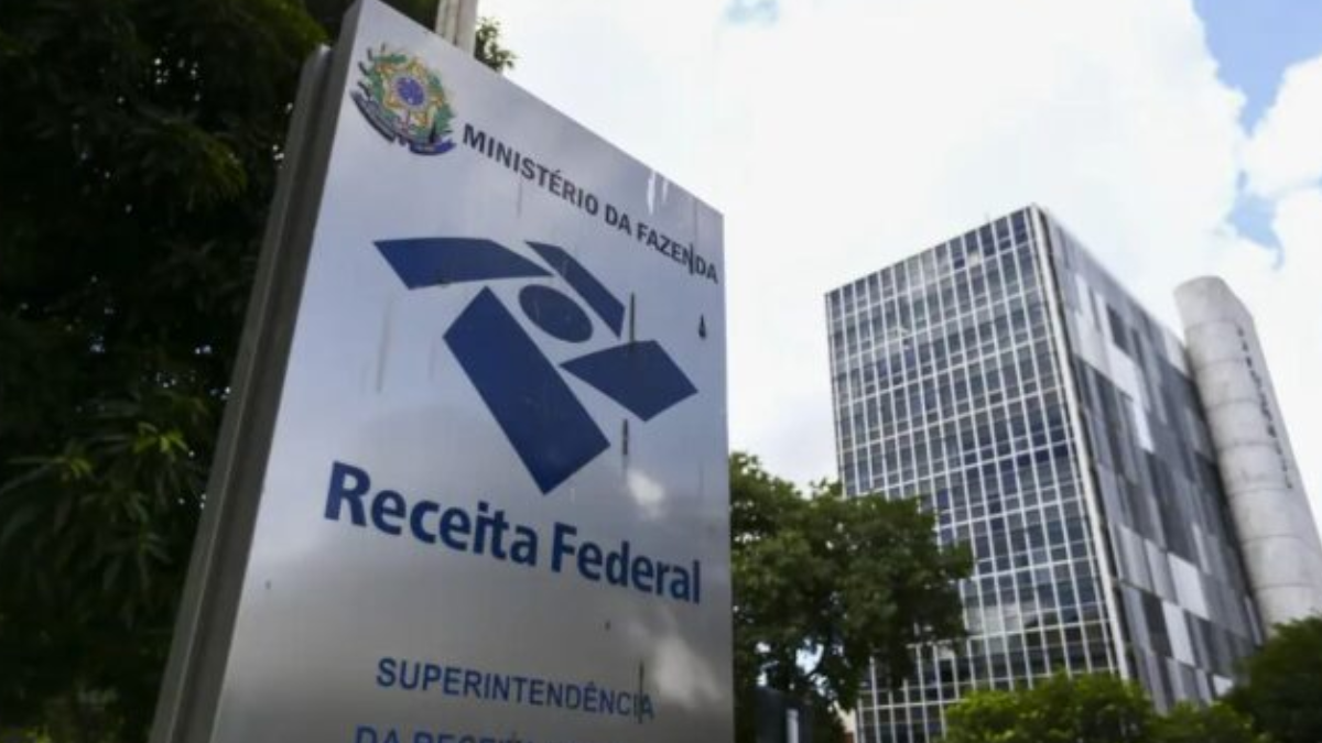 A Receita Federal é responsável pela administração tributária federal e por informações cadastrais utilizadas em serviços públicos (Foto: Marcelo Camargo / Agência Brasil)