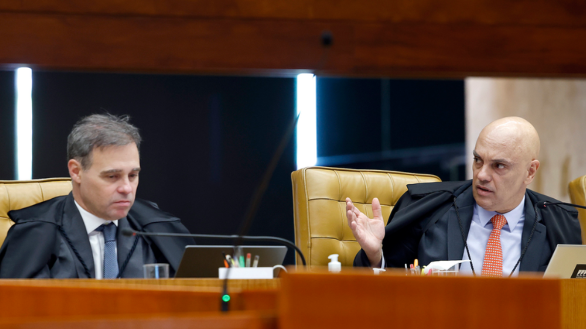 Alexandre de Moraes proibiu Flávio de sair do Brasil, determinou a entrega dos passaportes e vetou contato com Willer (Foto: Luiz Silveira / STF)