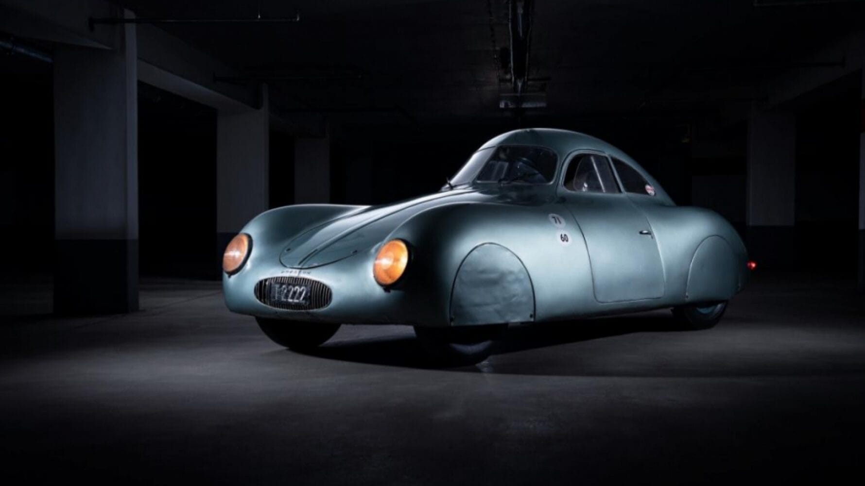Considerado o pai de todos os modelos da Porche, o carro que vai a leilão usa o mesmo chassi, suspensão e motor do primeiro fusca