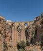 Cidade espanhola cresceu à beira de um abismo e superou tragédia com 50 mortos para erguer ponte de quase 100 metros que virou monumento histórico