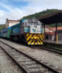 Trem turístico percorre montanhas e cidades históricas de Minas Gerais em trajeto de 18 km marcado por locomotivas e histórias centenárias