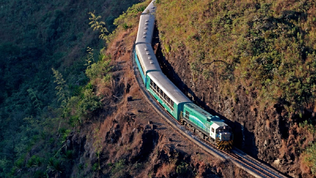 Trem em MG