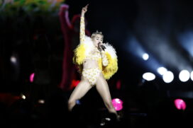 Miley se apresenta no Lollapalooza Brasil no sábado (26)