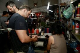Os imigrantes trabalhavam 14 horas por dia na confecção