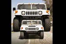 Um sheik completamente obcecado por carros mandou construir o maior Hummer H1 de todo o mundo
