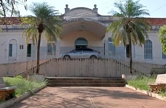 O principal destaque do pregão é o prédio da unidade hospitalar Santa Casa de Misericórdia da cidade de Bariri