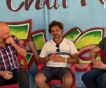 Givaldo Alves foi flagrado com a mulher dentro do carro