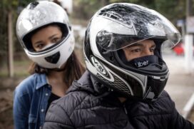 Uber Moto, que entraria em atividade nesta quinta em São Paulo