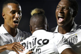 Santos começa mal mas vira o jogo pra garantir a vitória