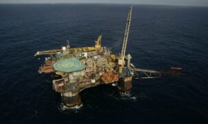 Plataforma semi-submersivel