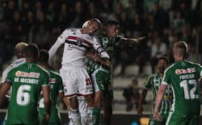 Nesta quarta-feira, 20 o São Paulo foi ao Alfredo Jaconi e saiu com empate com o Juventude