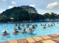 Uma das piscinas municipais de SP