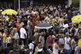 Bloco Acadêmicos do Baixo Augusta durante o pré-carnaval de São Paulo