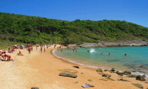 Praia do Ermitão, em Guarapari, Espírito Santo, local onde o crime ocorreu