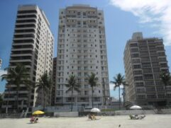 Tríplex de Guarujá atribuído a Lula será sorteado na internet neste sábado (28)