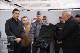 Entrega de 490 Submetralhadoras à Polícia Militar SP