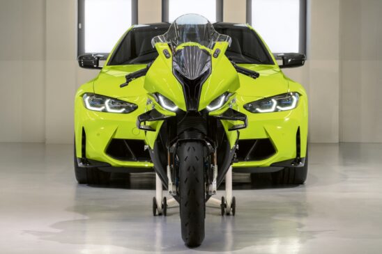Na exclusiva cor São Paulo Yellow e com o emblema "BMW M 50 Years", o modelo pretende fazer jus às tradições esportivas da "filosofia M" e aos quase cem anos de construção de motocicletas pela BMW Motorrad