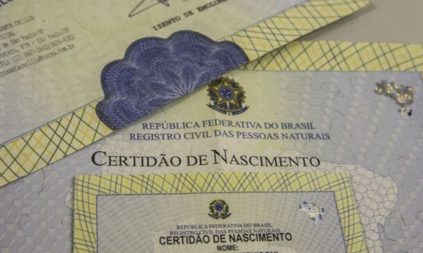 Segundo a Arpen (Associação Nacional dos Registradores de Pessoas Naturais), 10.900 brasileiros mudaram primeiros nomes ou sobrenomes desde junho do último ano