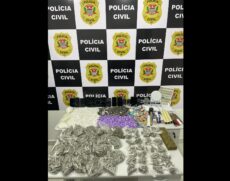 Três homens foram presos por tráfico de drogas na tarde desta quarta-feira (4) em Peruíbe