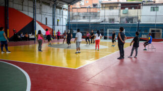 Revitalizada, Quadra do Santa Rosa recebe inscrições para moradores de Taboão da Serra que desejam realizar atividades esportivas.
