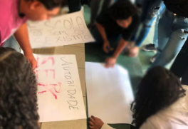 Alunos fazem protesto contra atitudes transfóbicas praticadas por diretora (arquivo)