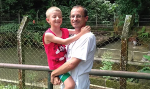 Joathan Pelepenko e o filho de 10 anos