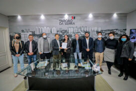 Assinatura do memorando de entendimentos entre Prefeitura de Taboão da Serra e Instituto de Pesquisas Tecnológicas (IPT) aconteceu em 02/06, no gabinete do Prefeito Aprígio.