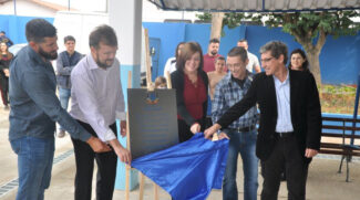 Dr. Cássio, prefeito de Porto Feliz, realiza reinauguração da EMEF Professor Antônio de Pádua Martins de Melo