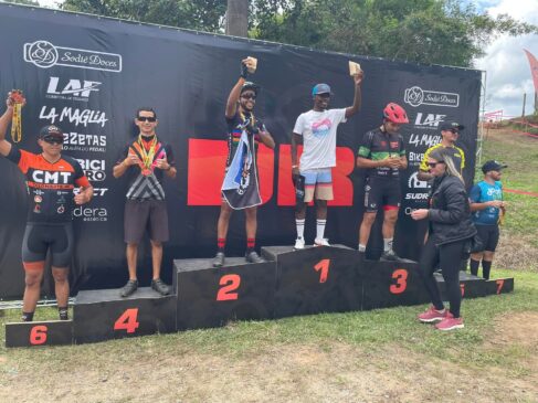 Podium dos vencedores da Copa Desafio Rural de Mountain Bike